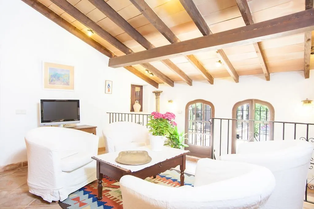 Villa Can Casta Petra